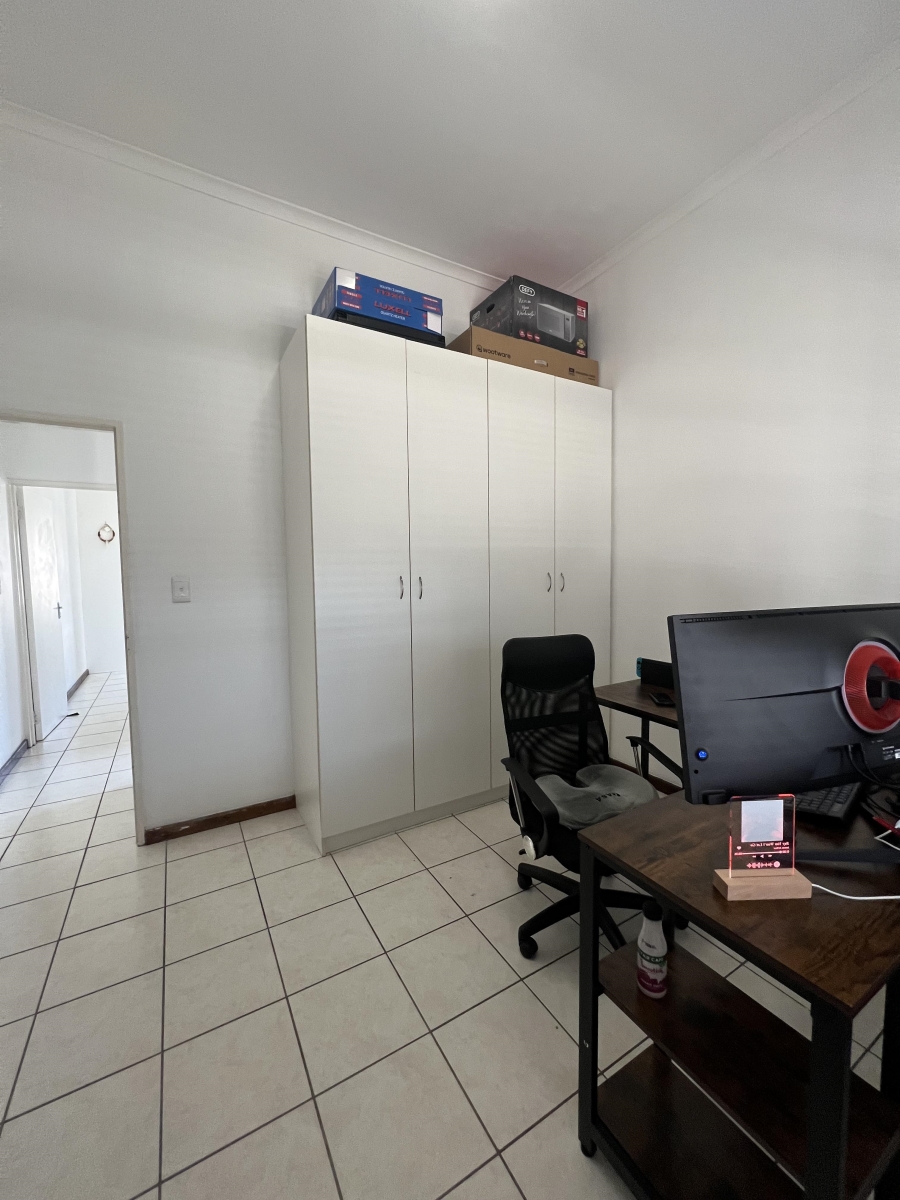 2 Bedroom Property for Sale in Admirals Park Western Cape